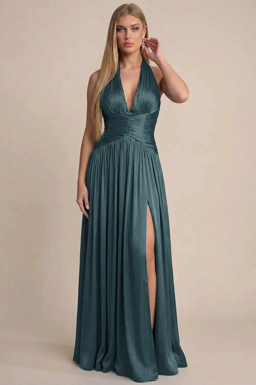 Vestido Largo De Noche Plisado Con Escote Halter | Modelo EV1051 — vista 9