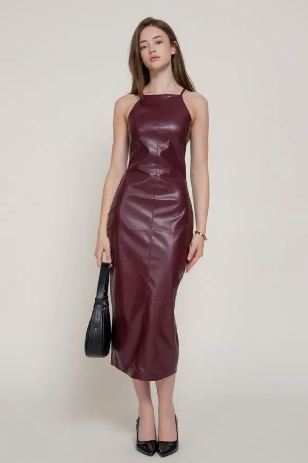 Vestido Casual Midi Efecto Piel Tono Vino Con Escote Halter – Modelo D15410 — vista 3