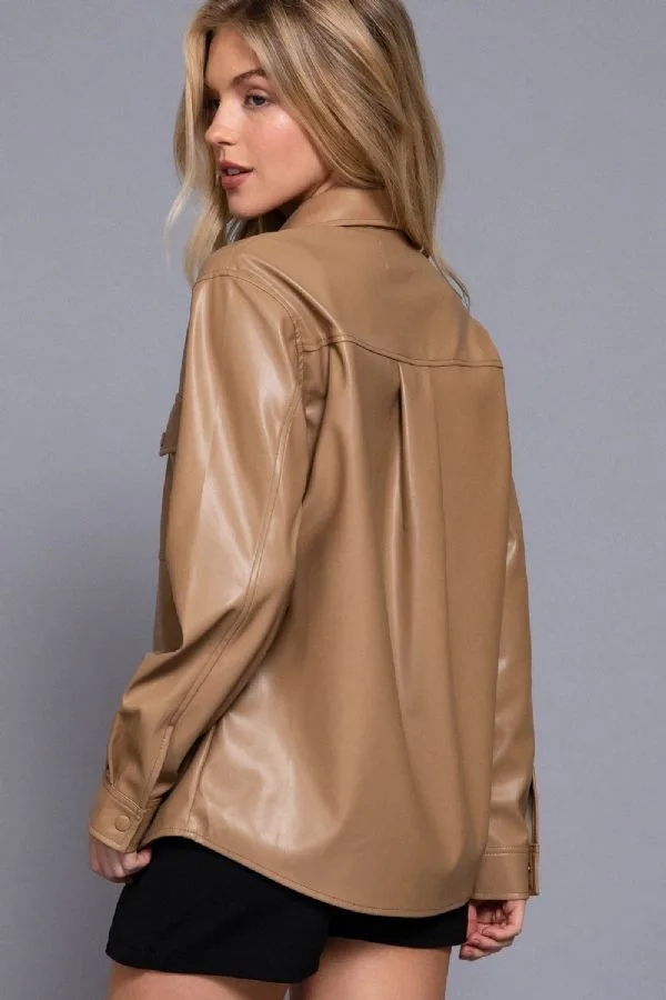 Chaqueta Larga Casual Efecto Piel En Tono Beige Miel – Modelo J13642 — vista 3