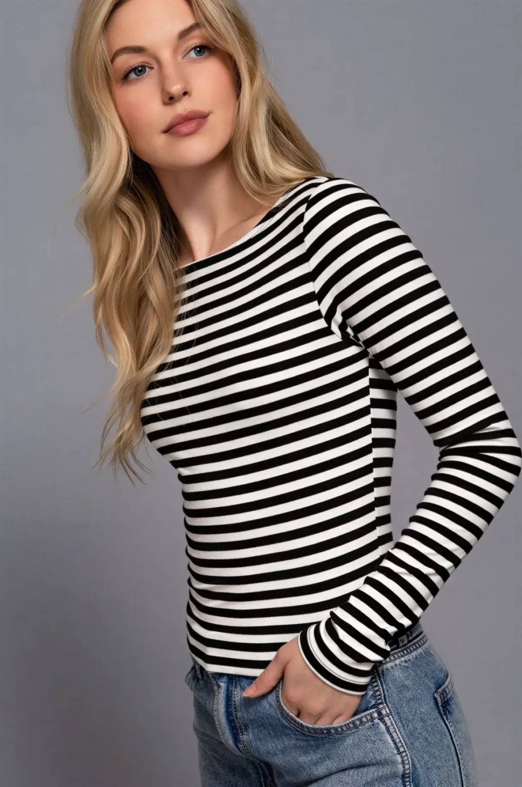 Blusa Rayada Entallada Stretch Manga Larga Dama – Modelo T144697