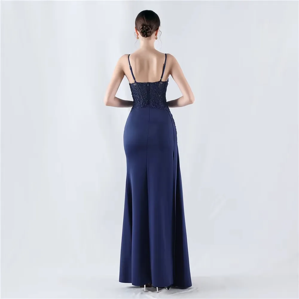 Vestido Largo De Gala Con Corpiño De Encaje Semitransparente, Sobrefalda Lateral Y Abertura - Modelo EV1007 — vista 4